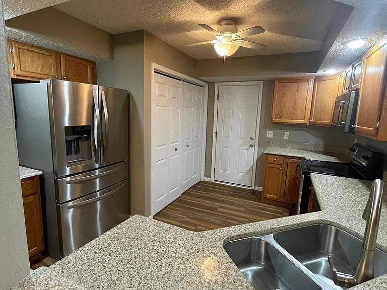 115 Spirea Point — Photo 37