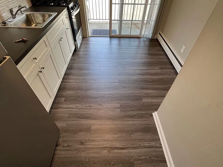 303 Plainfield Ave — Photo 3