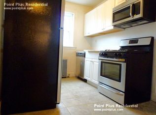 33 Lee St APT 1, Cambridge, MA 02139