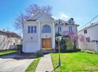 300 Shirley Ave, Staten Island, NY 10312