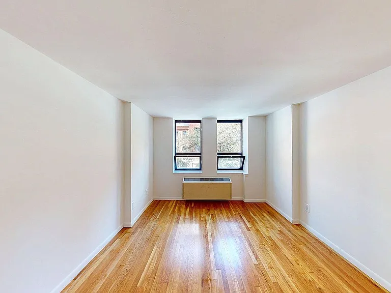 121 Reade St #4B — Photo 8