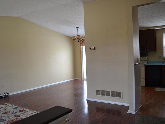4th image of 5927 Baytree Dr