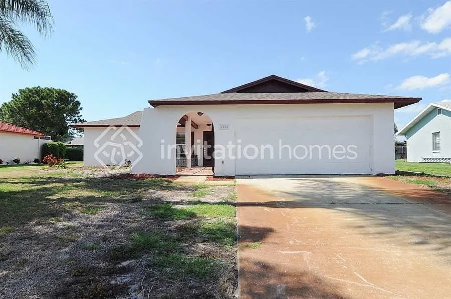 6906 20th Ave W
