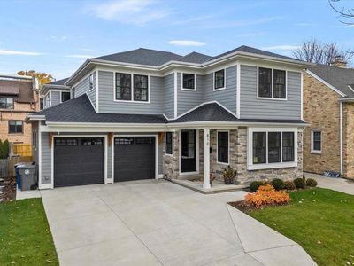 810 East Glen AVENUE, Whitefish Bay, WI, 53217