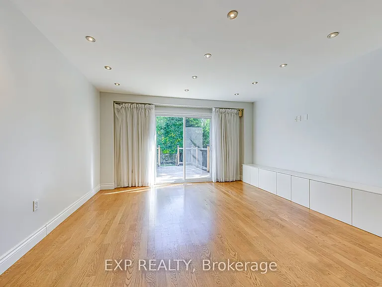 2407 Stefi Trl — Photo 10