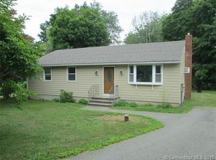 9 Dziok Dr, East Hampton, CT 06424