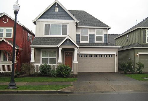 1st image of 527 NE 61st Ave