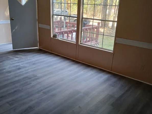 34 Halls Mill Rd, Grove Hill, AL 36451