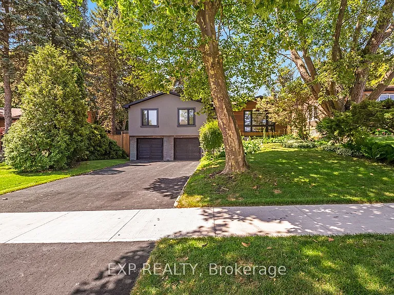 1410 Petrie Way — Photo 2