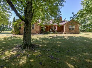 200 Spring Creek Rd, Seymour, MO 65746