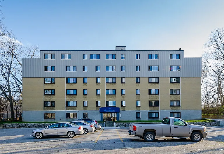 107 Grand Ave — Photo 18