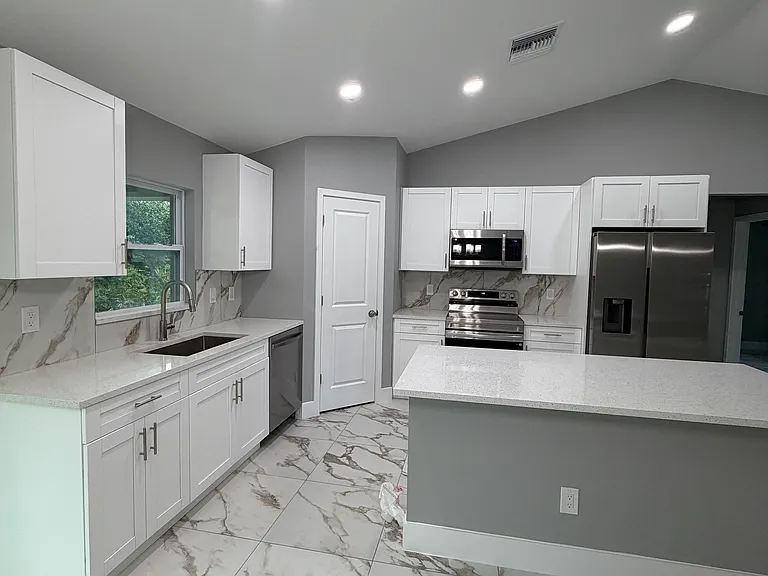 2875 NW 35th Ave — Photo 25