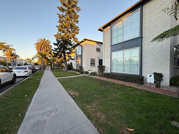 5th image of 208 Granada Ave #210D