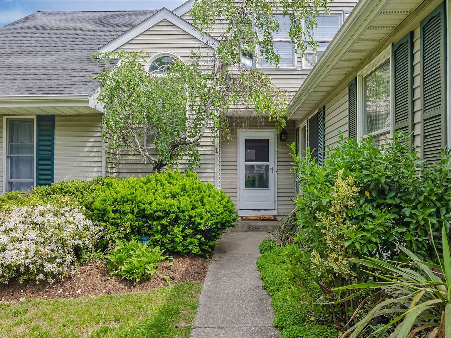 1 Northumberland Drive, Shoreham, NY 11786 Zillow
