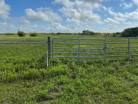 4th image of 4416 County Road 1177