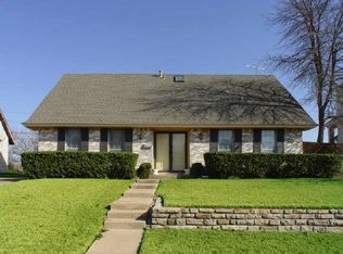 2806 Cheyenne St, Irving, TX 75062