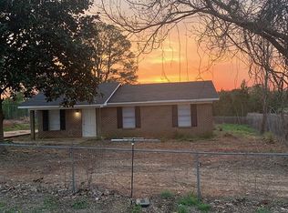 304 Poplar St, Grove Hill, AL 36451
