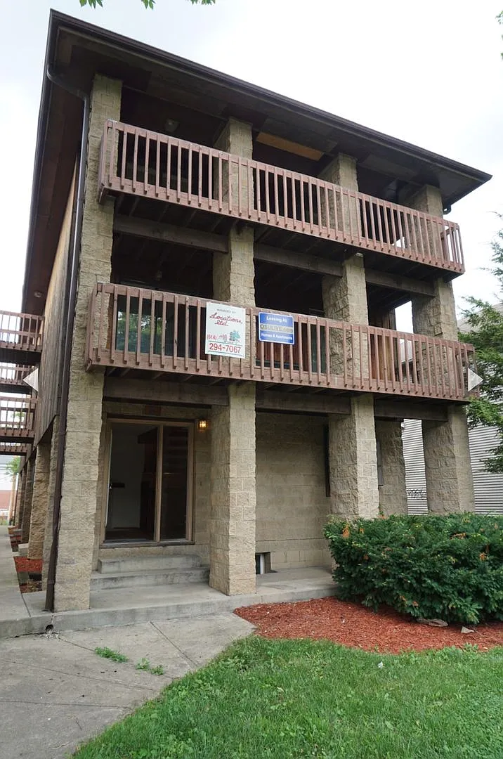 OSU Gateway 4 bedroom 2 full bath townhome — Photo 1