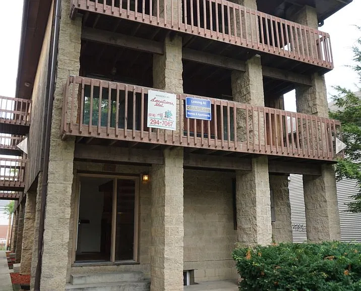 64-70 Chittenden Ave — Photo 1