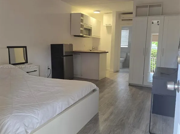 2155 Bay Dr APT 12, Miami Beach, FL 33141
