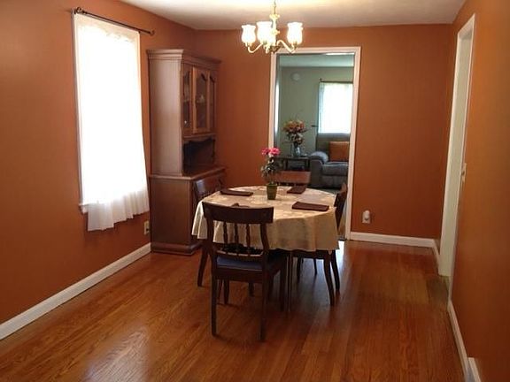 2nd image of 42 Beresford Rd