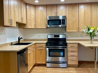 5145 Washington St UNIT 1, Downers Grove, IL 60515