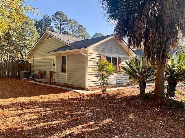 Your private apartment. It is one bedroom. Your parking and side porch entrance.