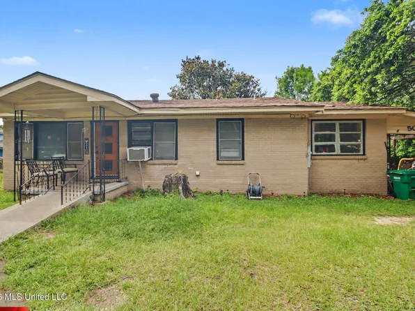 5012 Old Pass Rd, Gulfport, MS 39501