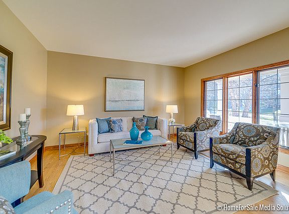 4th image of 836 Black Walnut Dr
