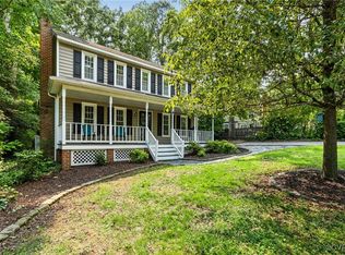 8805 E Wadsworth Pl, North Chesterfield, VA 23236
