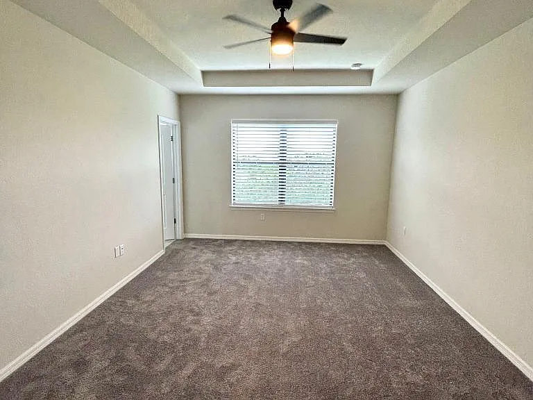 4845 Chantilly Rd — Photo 12