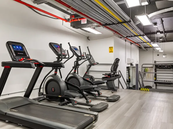 625 Main Street image 13 of 13