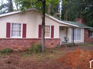 1627 S Indian Creek Dr, Stone Mountain, GA 30083