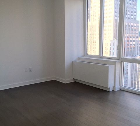 5th image of 309 5th Ave APT 31C