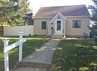 621 5th Ave SW, Faribault, MN 55021