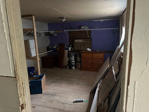 5th image of 1638 Ewing Ave