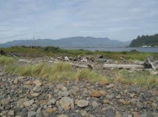 809 1/2 4th St, Tillamook, OR 97141