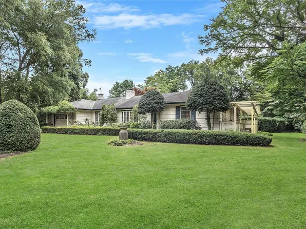 56 Horse Hollow Road, Locust Valley, NY 11560