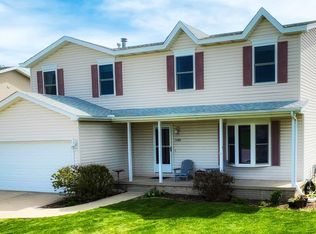 1408 Henry St, Normal, IL 61761