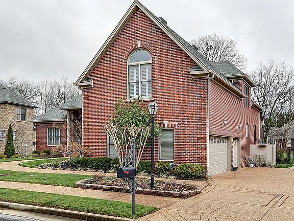 2nd image of 1829 Kaylee Meadow Ln