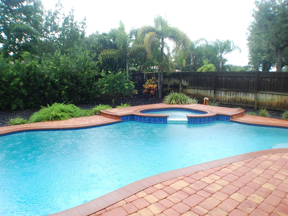 1st image of 2872 Laura Baugh Dr