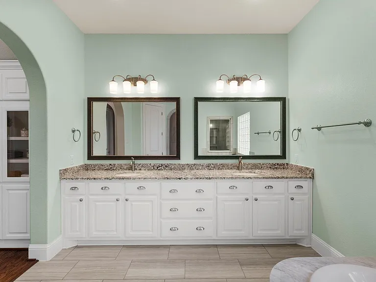 39 Quiet Vista Dr — Photo 28