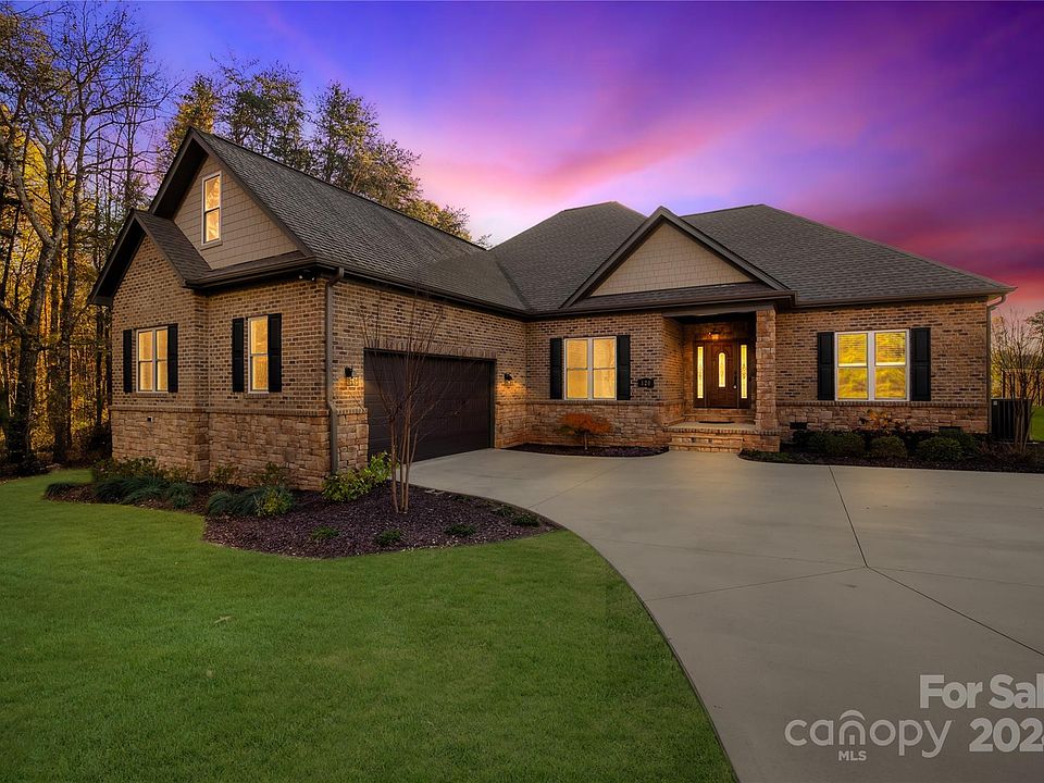1st image of 120 Jess Ct