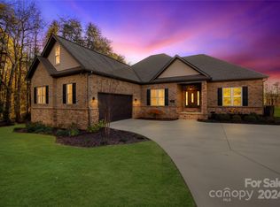120 Jess Ct, Mooresville, NC 28117