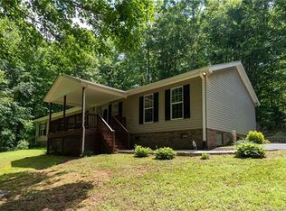 3828 Waderidge Trl, Iron Station, NC 28080
