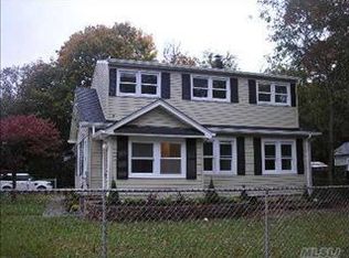 244 Ferndale Blvd, Islip, NY 11751