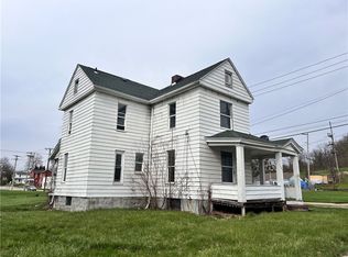 737 Countyline St, New Castle, PA 16101