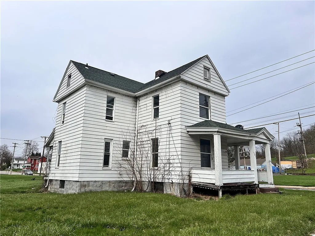 737 Countyline St photo 1