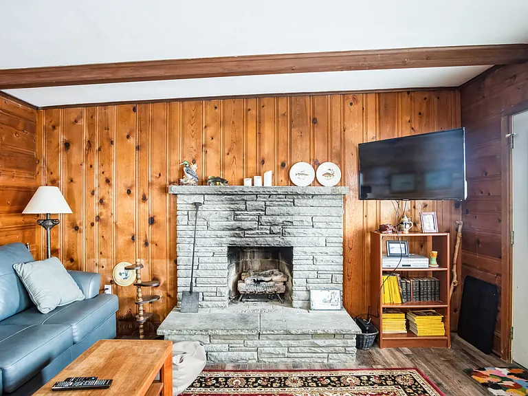 143 Sunset Ave — Photo 18