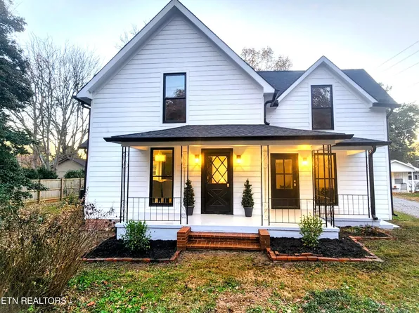 1011 S Court St, Maryville, TN 37803